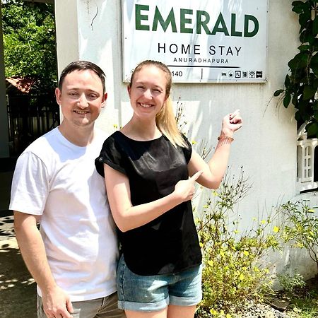 Emerald Home Stay Anuradhapura Εξωτερικό φωτογραφία