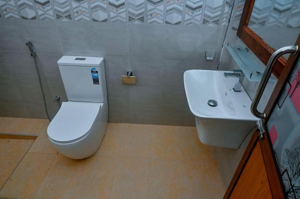 Emerald Home Stay Anuradhapura Εξωτερικό φωτογραφία