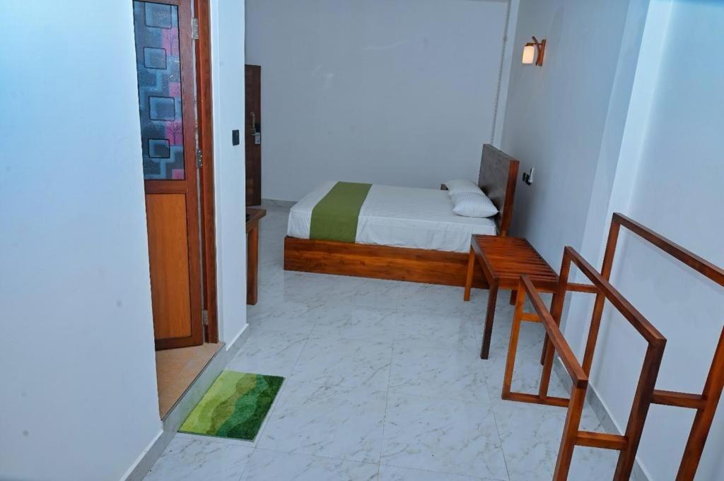 Emerald Home Stay Anuradhapura Εξωτερικό φωτογραφία