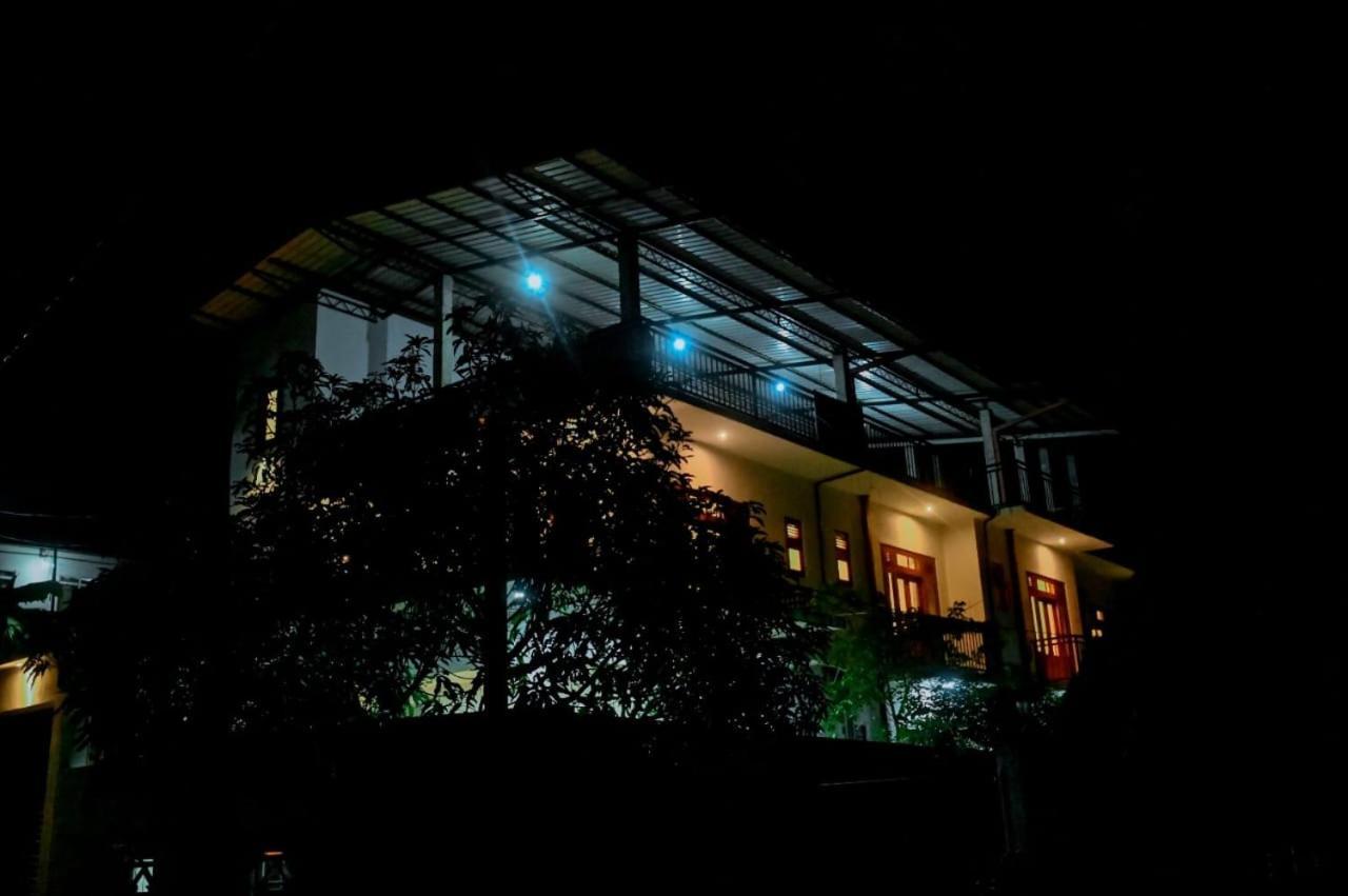 Emerald Home Stay Anuradhapura Εξωτερικό φωτογραφία