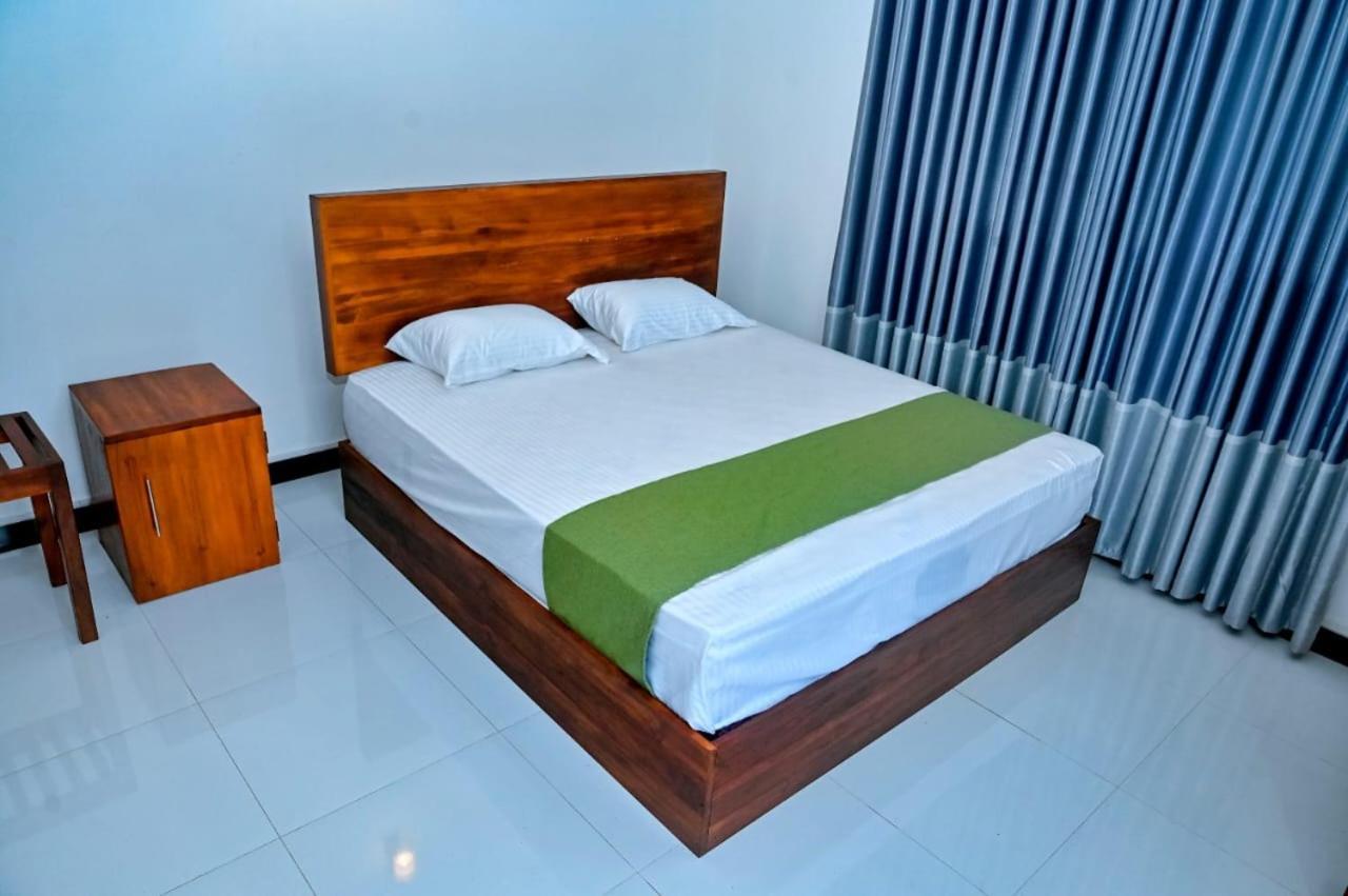 Emerald Home Stay Anuradhapura Εξωτερικό φωτογραφία
